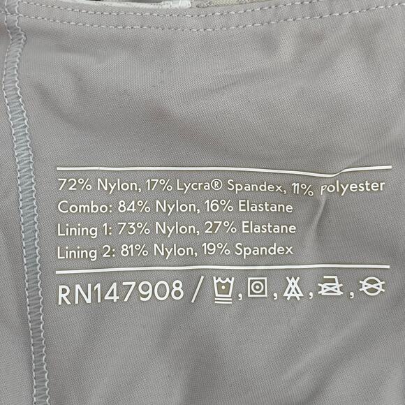 Outdoor Voices Doing Things White Cloud Polka Dot Sports Bra Sporty Athletic XS - Picture 8 of 11